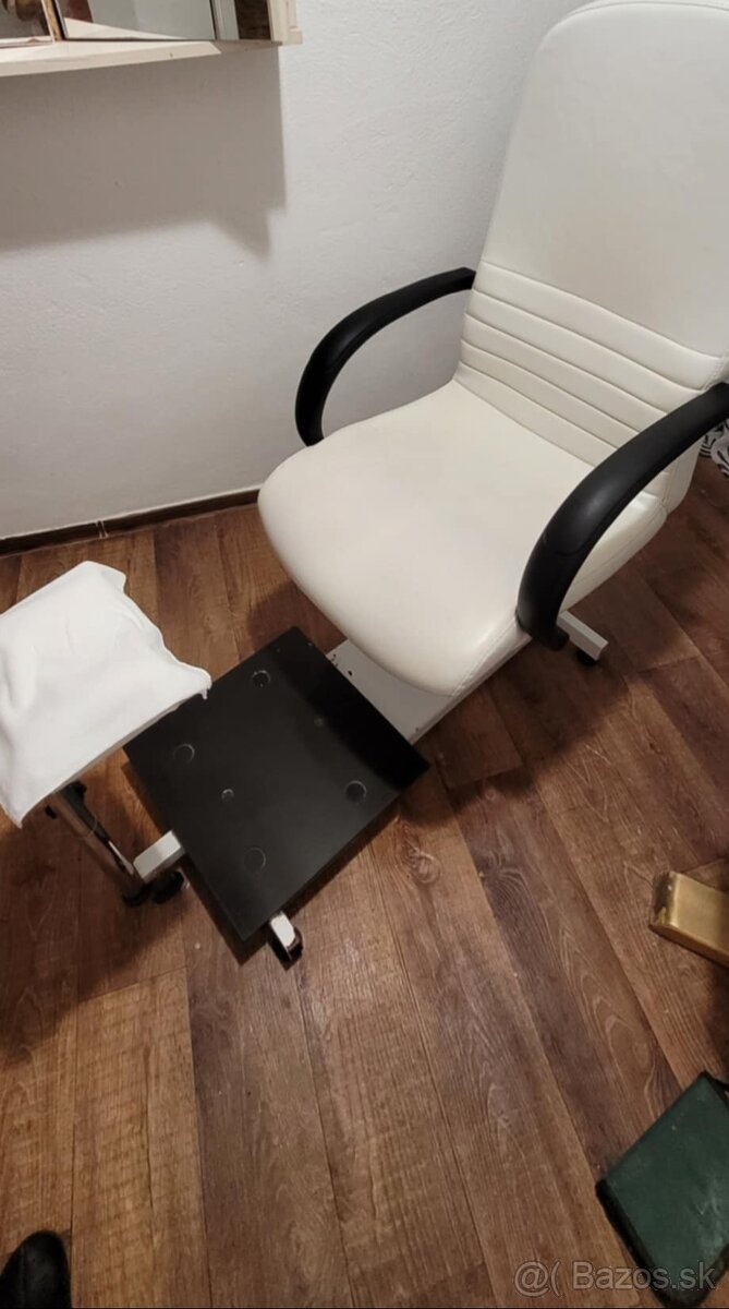 Pedikerske kreslo