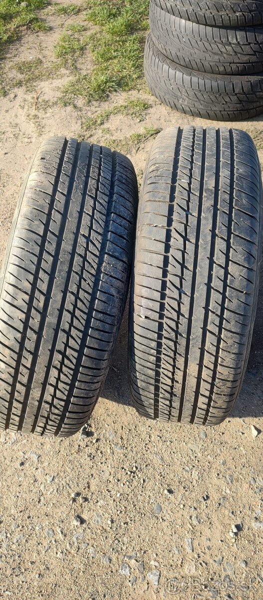 2x Letní pneu Kumho 245/70 R16