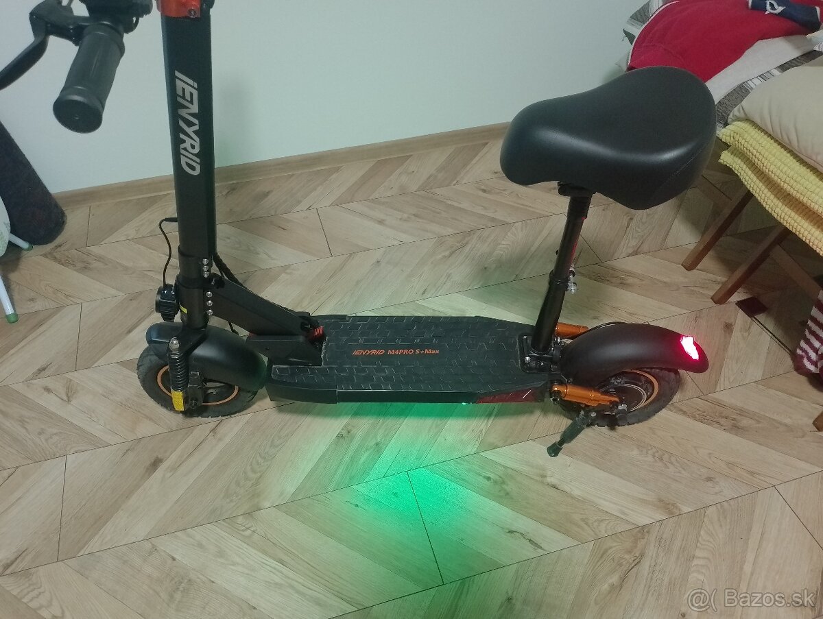 Použita Kolobežka Ienyrid m4 pro s+ max