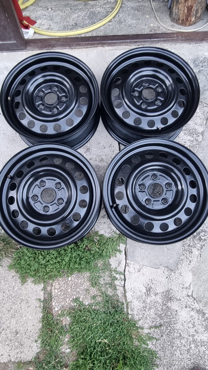 Plechove disky a puklice r16 5x114.3 na SUZUKI 6j et 50