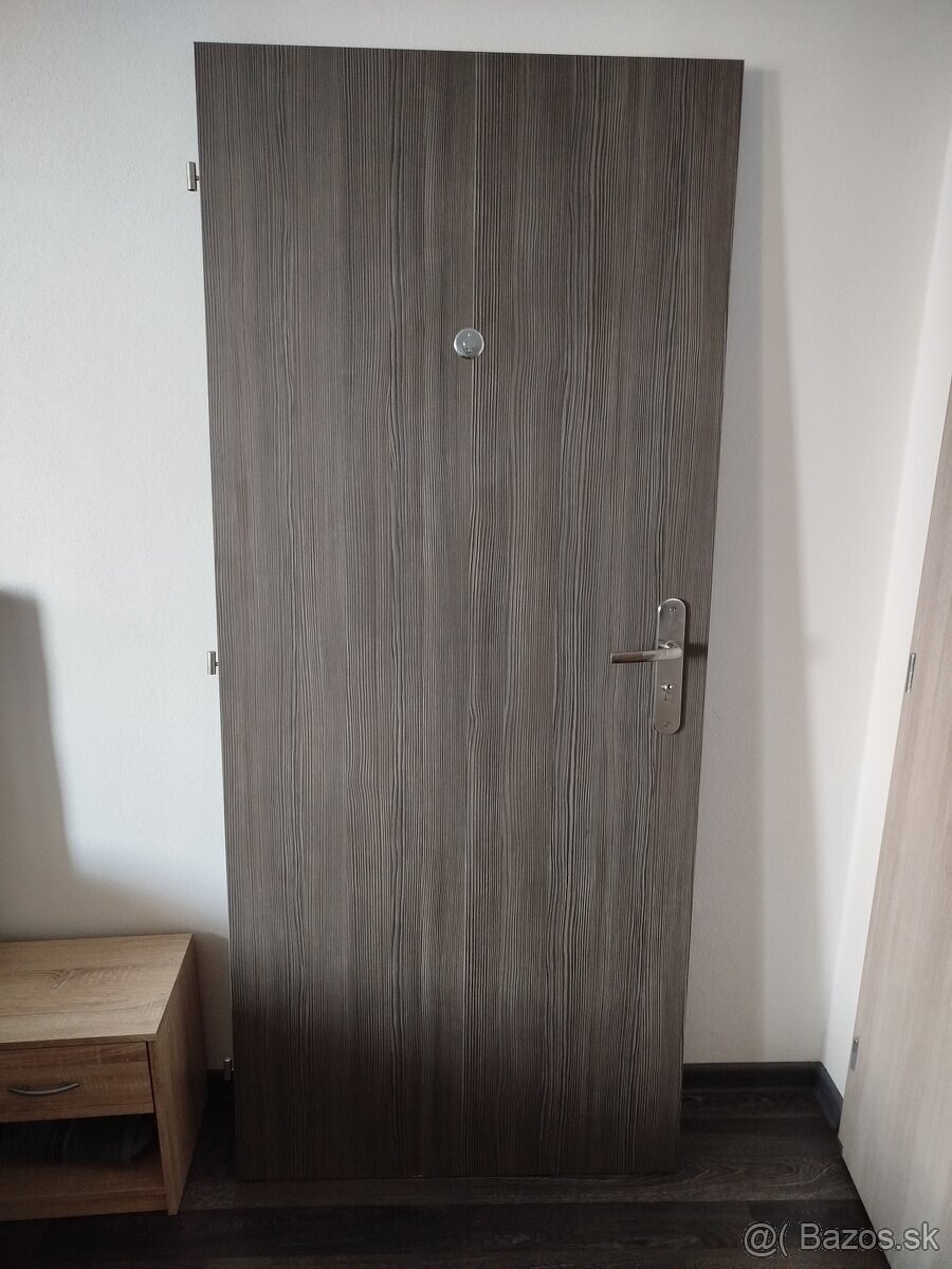 Vchodové dvere ĽAVÉ 80-tky