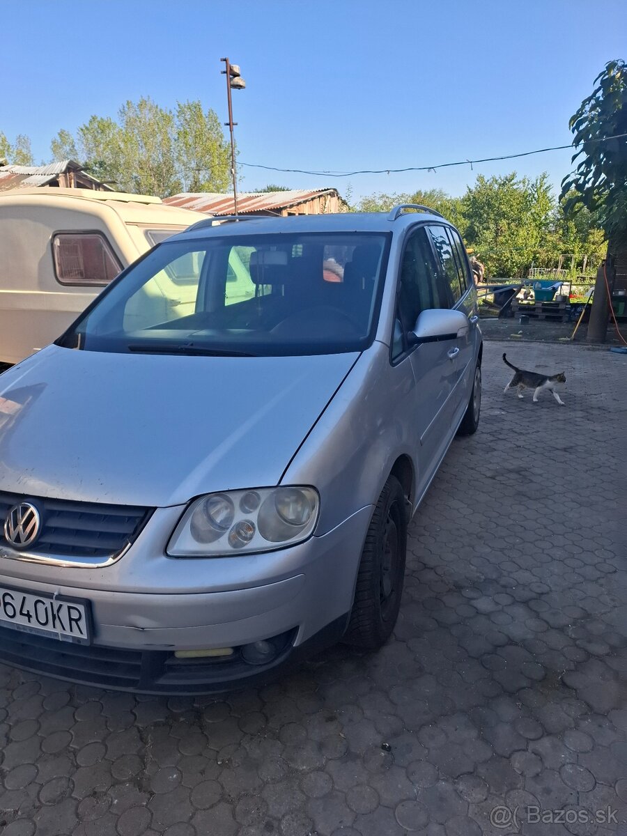 volkswagen touran