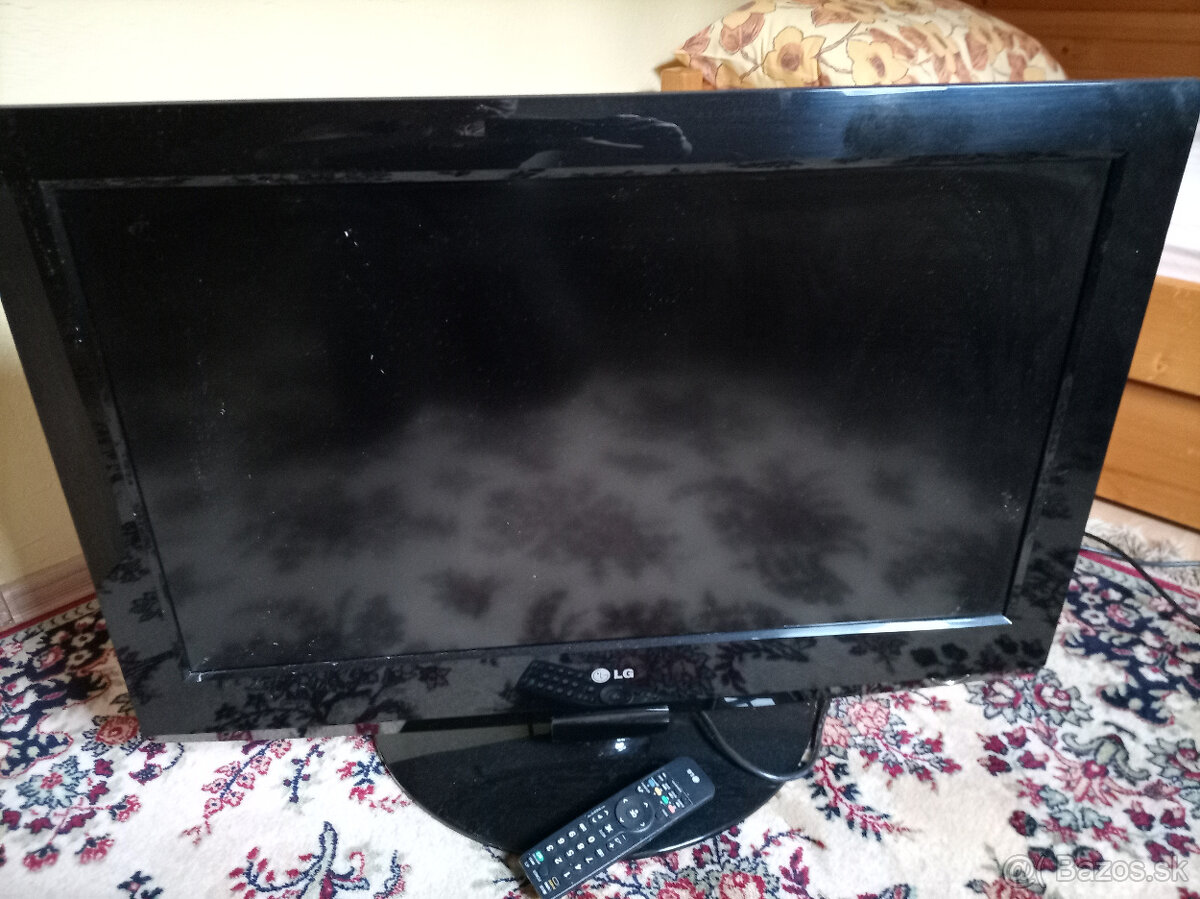 Predám televízor 32 LG 2100