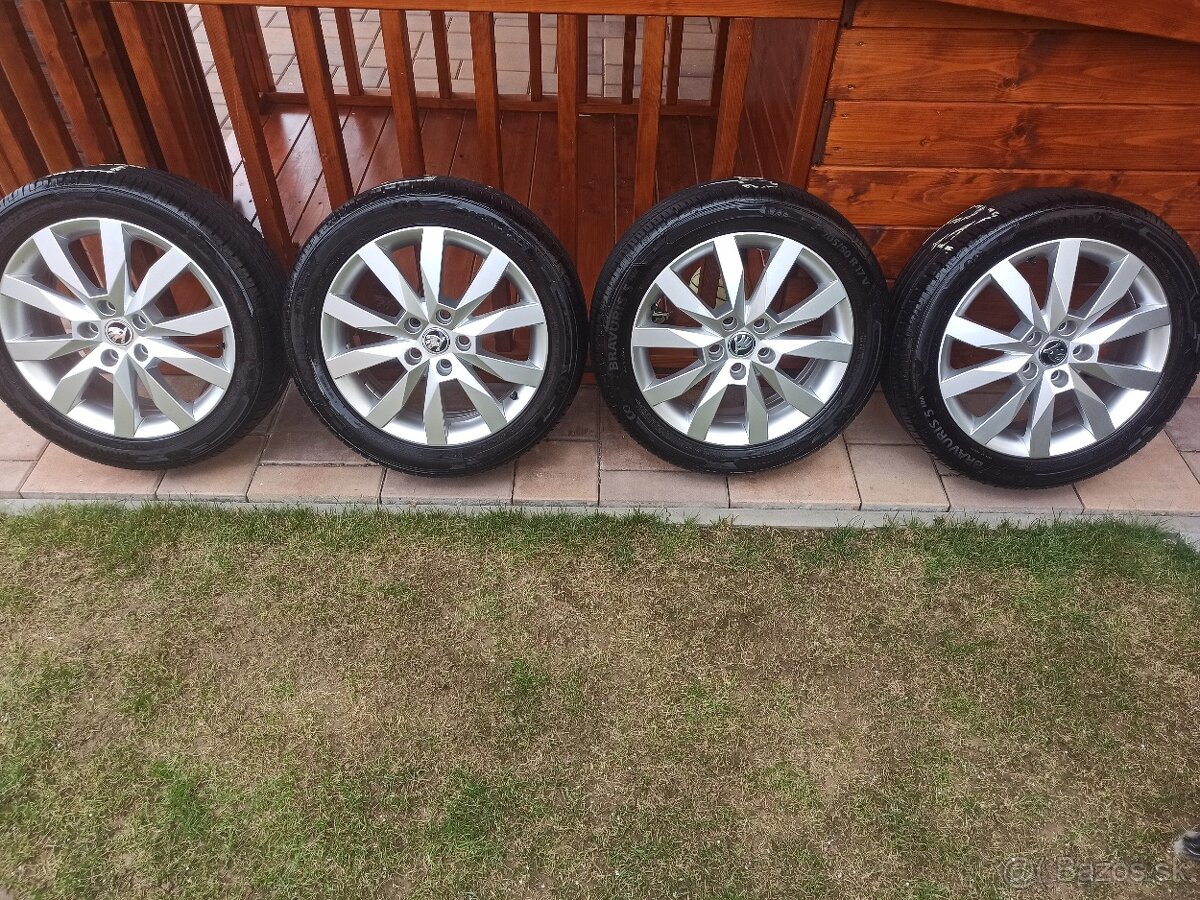 Alu sada Crystal 17 s letnými pneu Barum