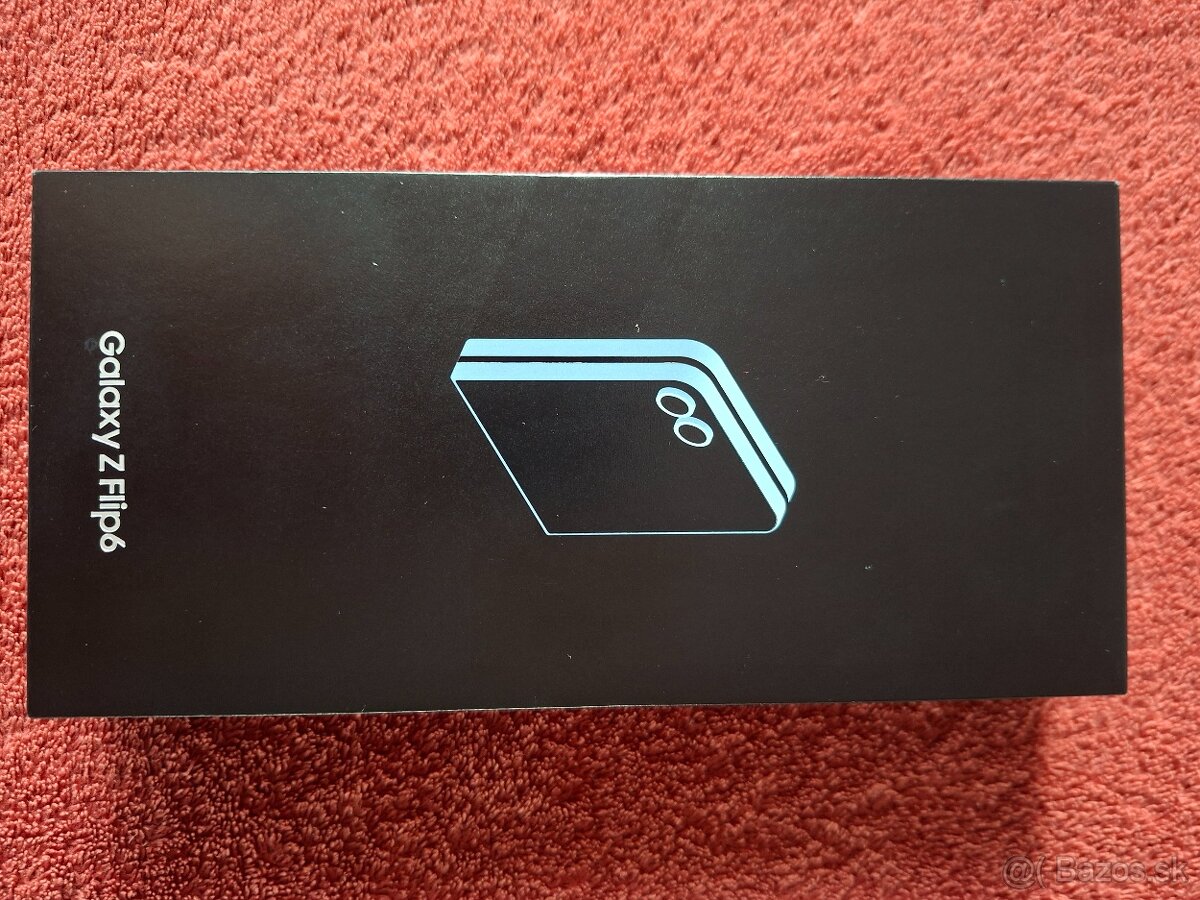 Samsung Galaxy Z Flip6 256 GB Silver –skladací,  NOVÝ, neroz