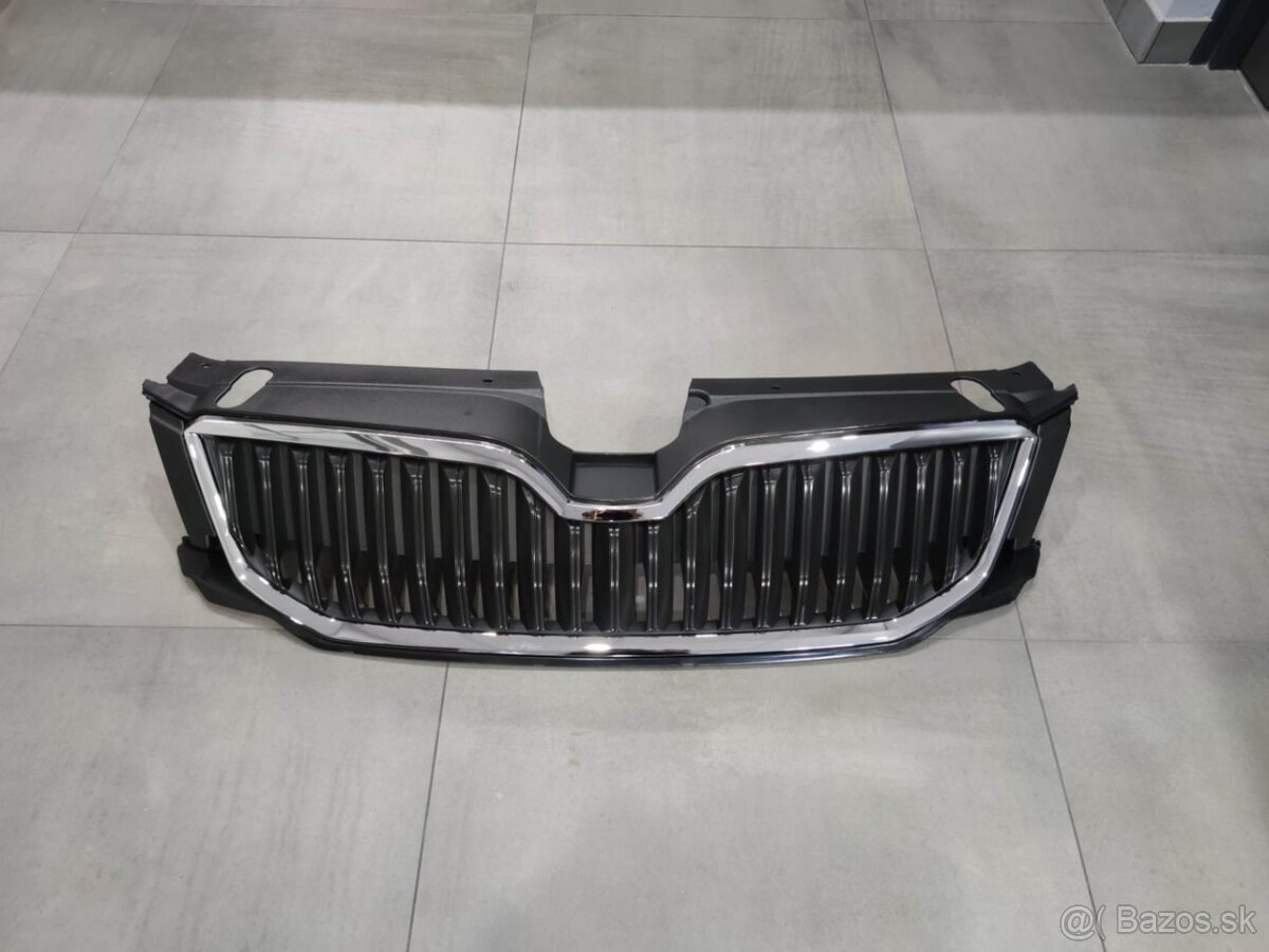 Predna maska Skoda OCTAVIA III