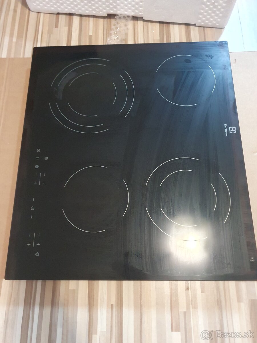 Sklokeramicka varna doska EHF6346FOK - RESETUJE SA