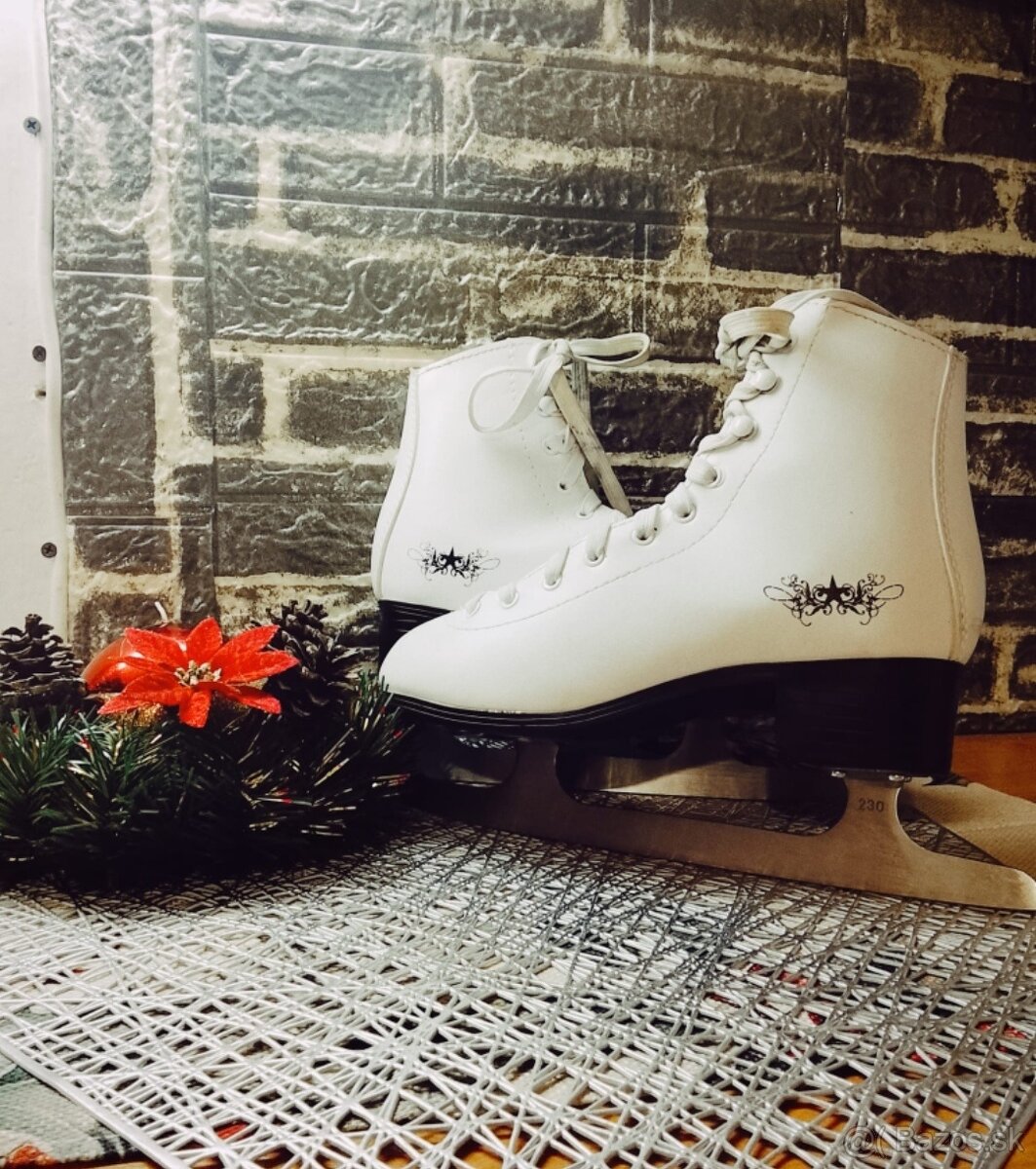 Dievčenské ľadové korčule