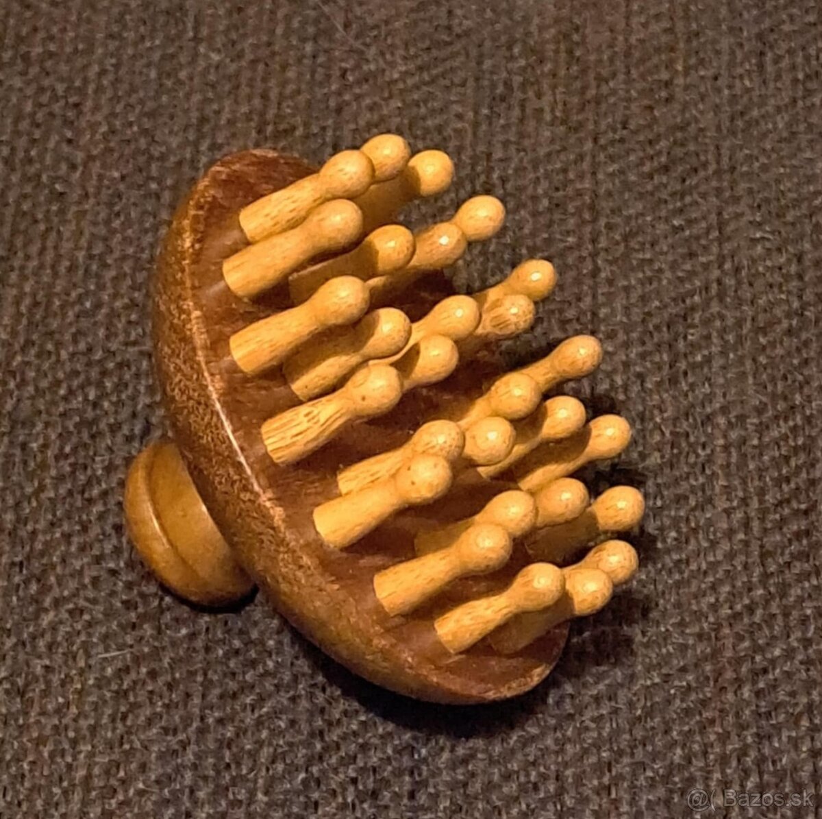 Masažny disk na vlasy- drevo