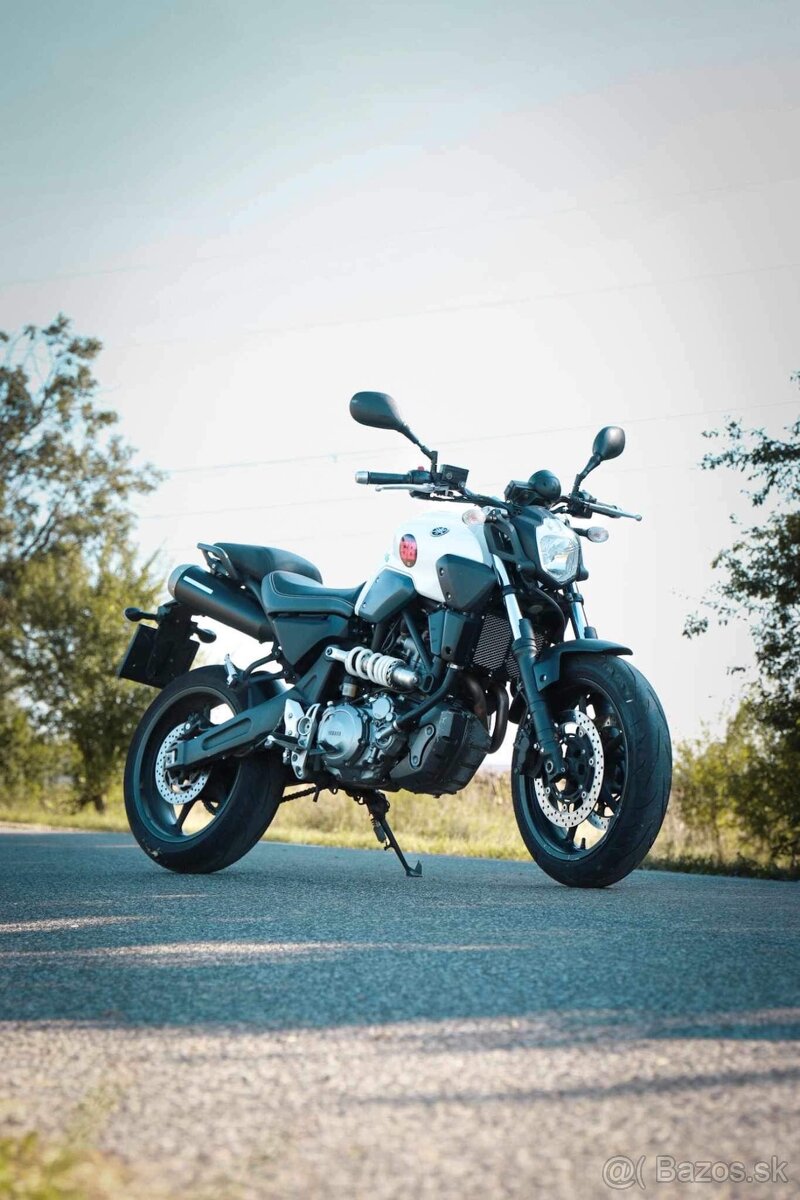 Yamaha MT03