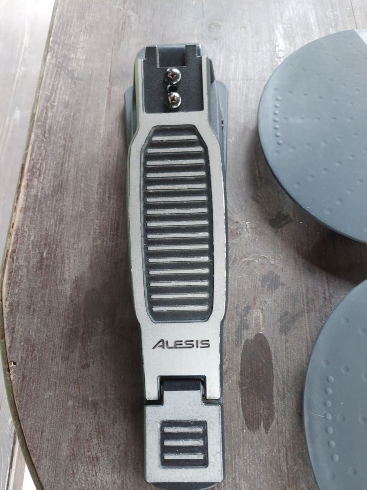 Alesis