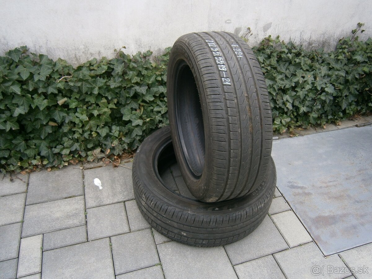 Predám 2x letné pneu Pirelli 235/55 R19 105VXL