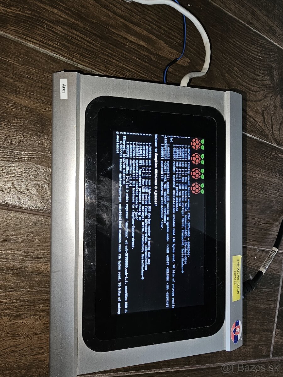 Predám Raspberry Pi 3 s dotykovým displejom