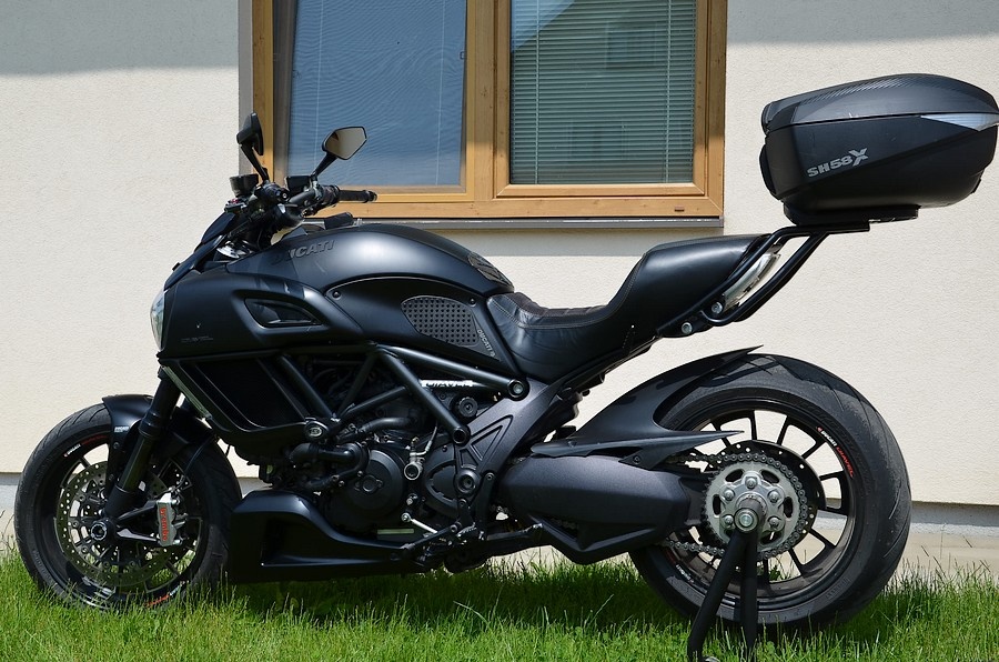 Ducati Diavel carbon 1200 2015