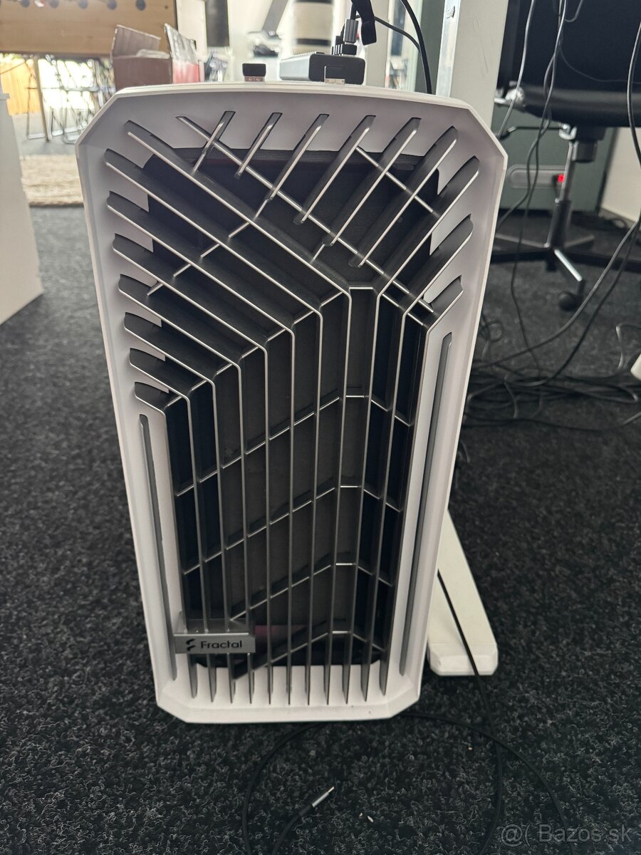 Herný PC / Workstation – Intel i9, RTX 2060, 64GB DDR5, 2TB