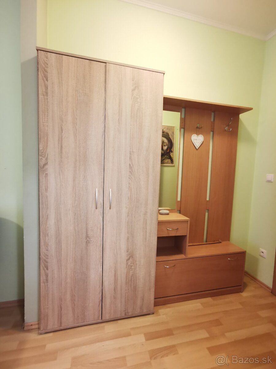 Priestranný 1-izbový apartmán s balkónom