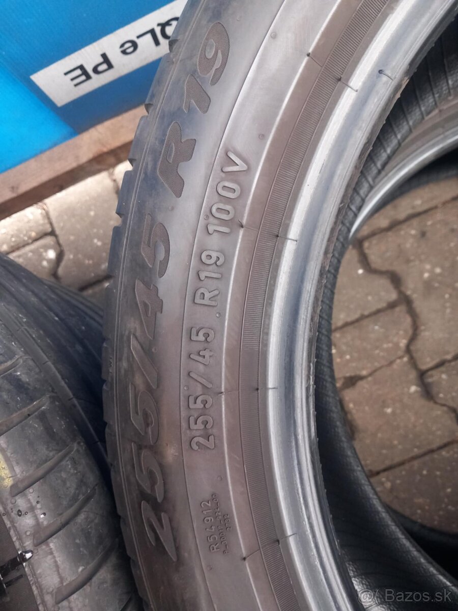 Pneumatiky letné 2ks - PIRELLI 255/45/R19