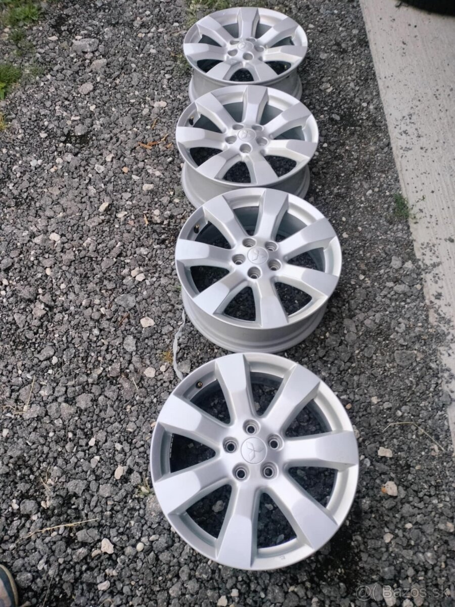 4ks alu disky orig. Mitshubishi 5x114,3 R18