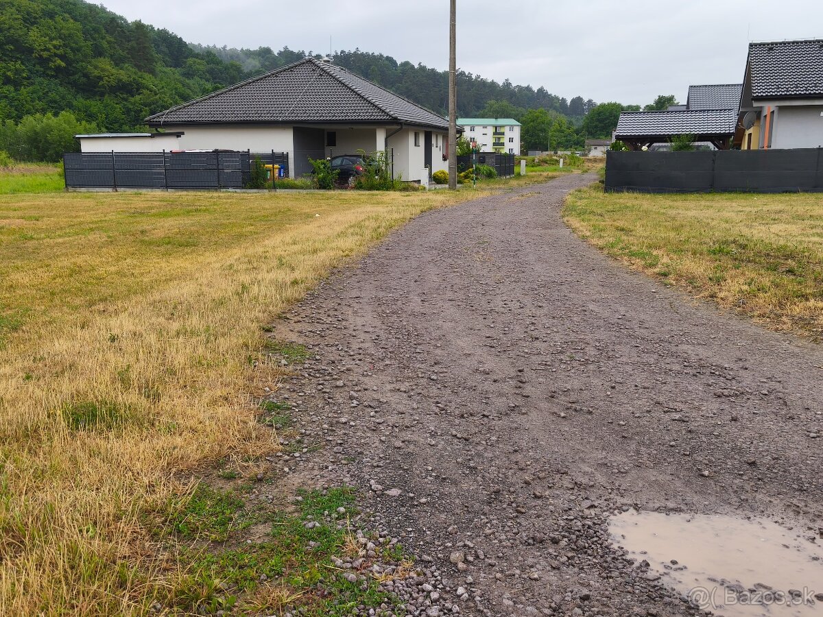 Priamo vo Veľkom Šariši stavebný pozemok na predaj