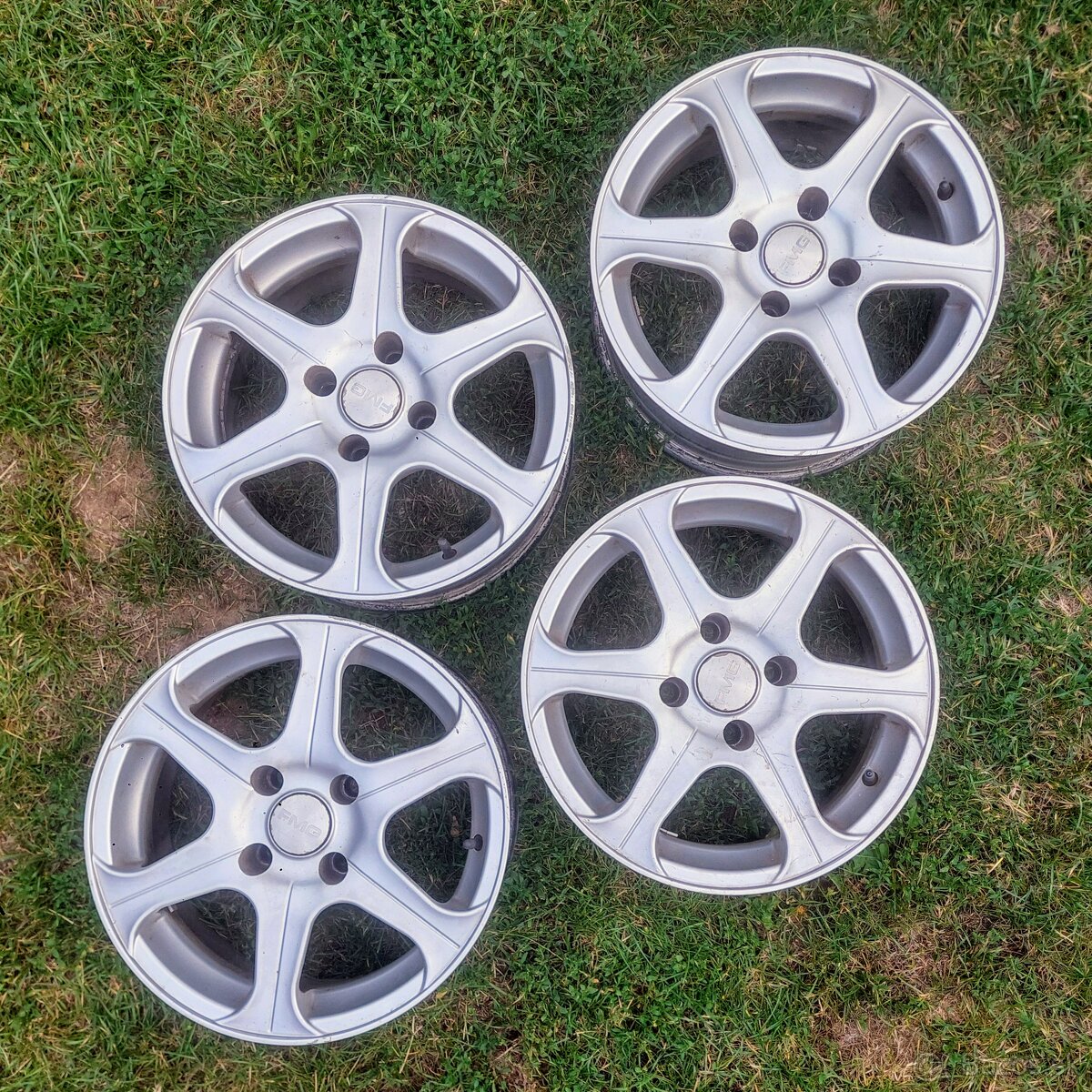 4x108 R15