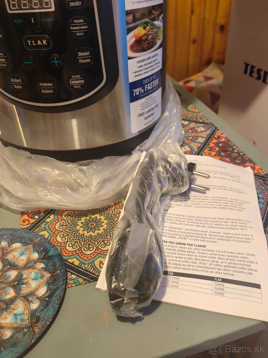 TESLA EliteCook K50 multifunkční elektrický tlakový hrnec