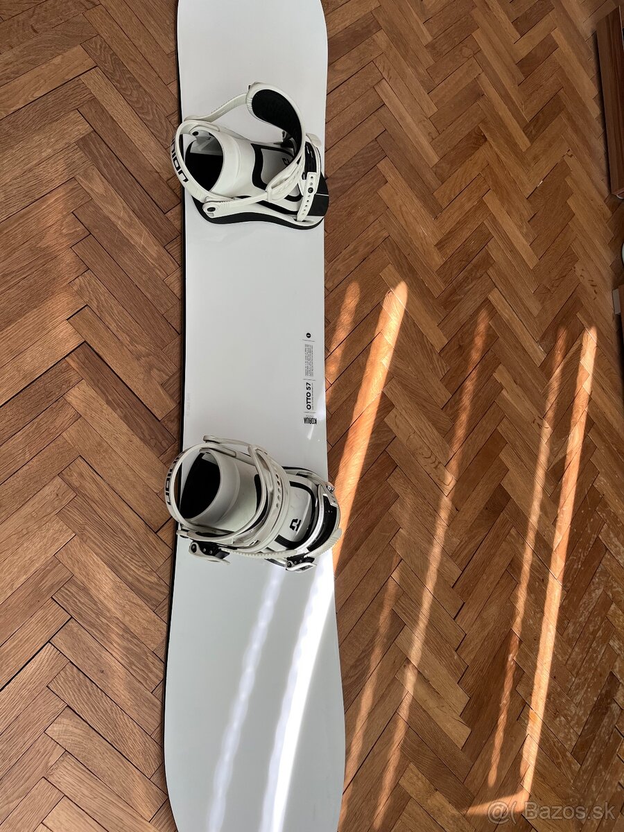 Predám snowboard Korua Otto 157