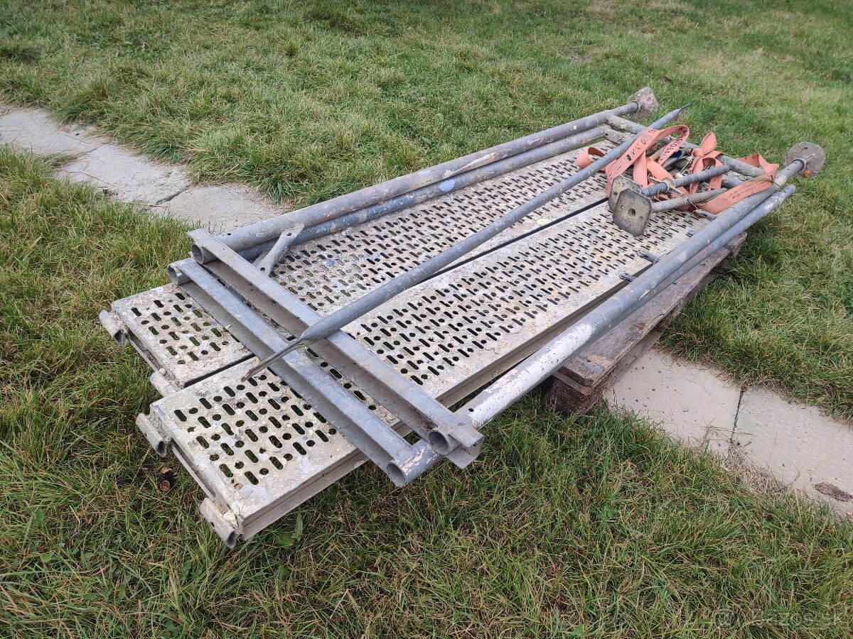 Kupim podlazky, diagonaly a zavitove nohy