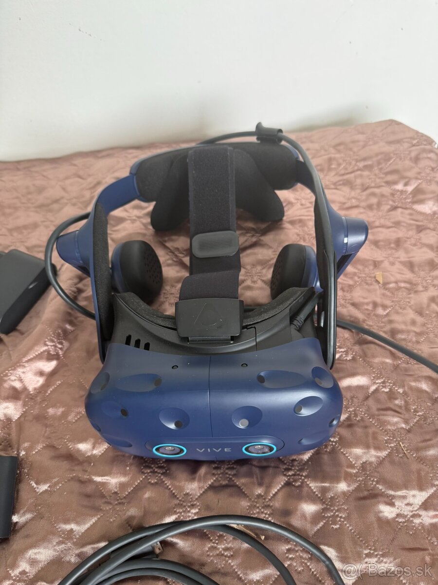 HTC Vive pro Eye + VR Hry