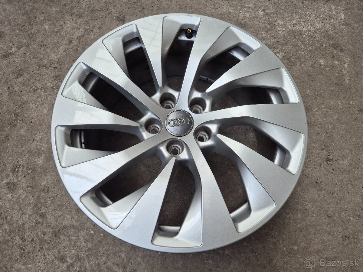 5x112 r18 ET26 x 8J elektróny originál AUDI