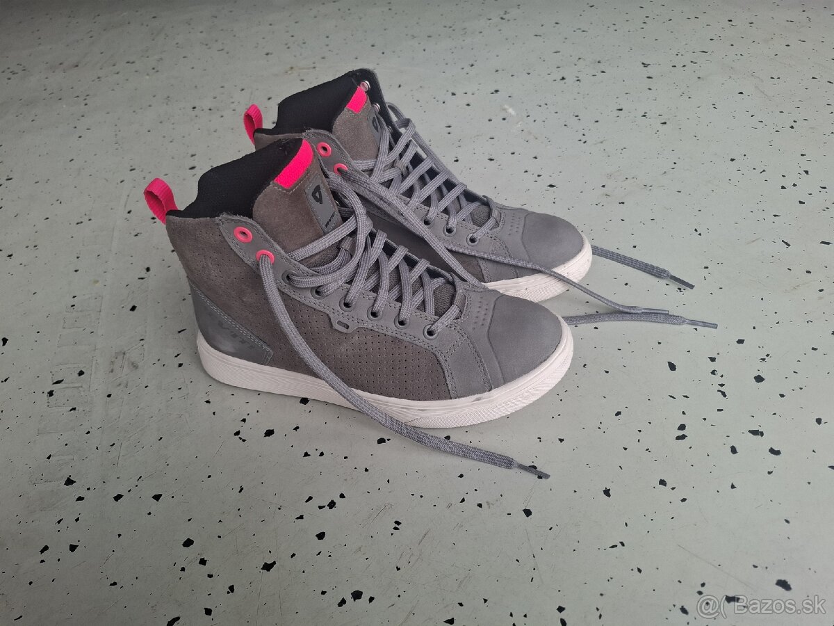 Motorkarske ženské topánky