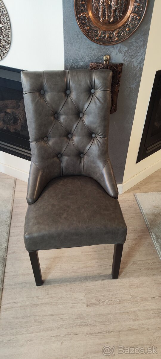 Lacno predám kvalitné jedálenské kreslá – stoličky
