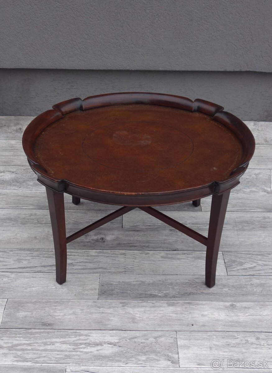 Stolík podnosový – okrúhly.