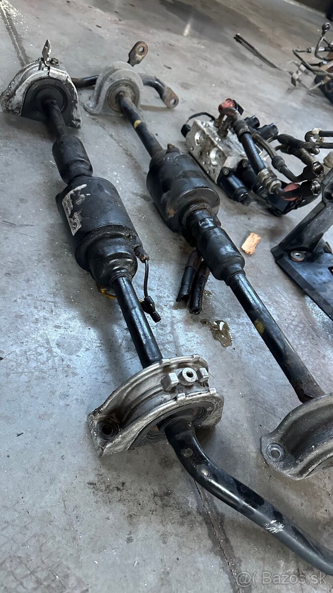 Bmw e60 e61 e63 stabilizator/pumpa