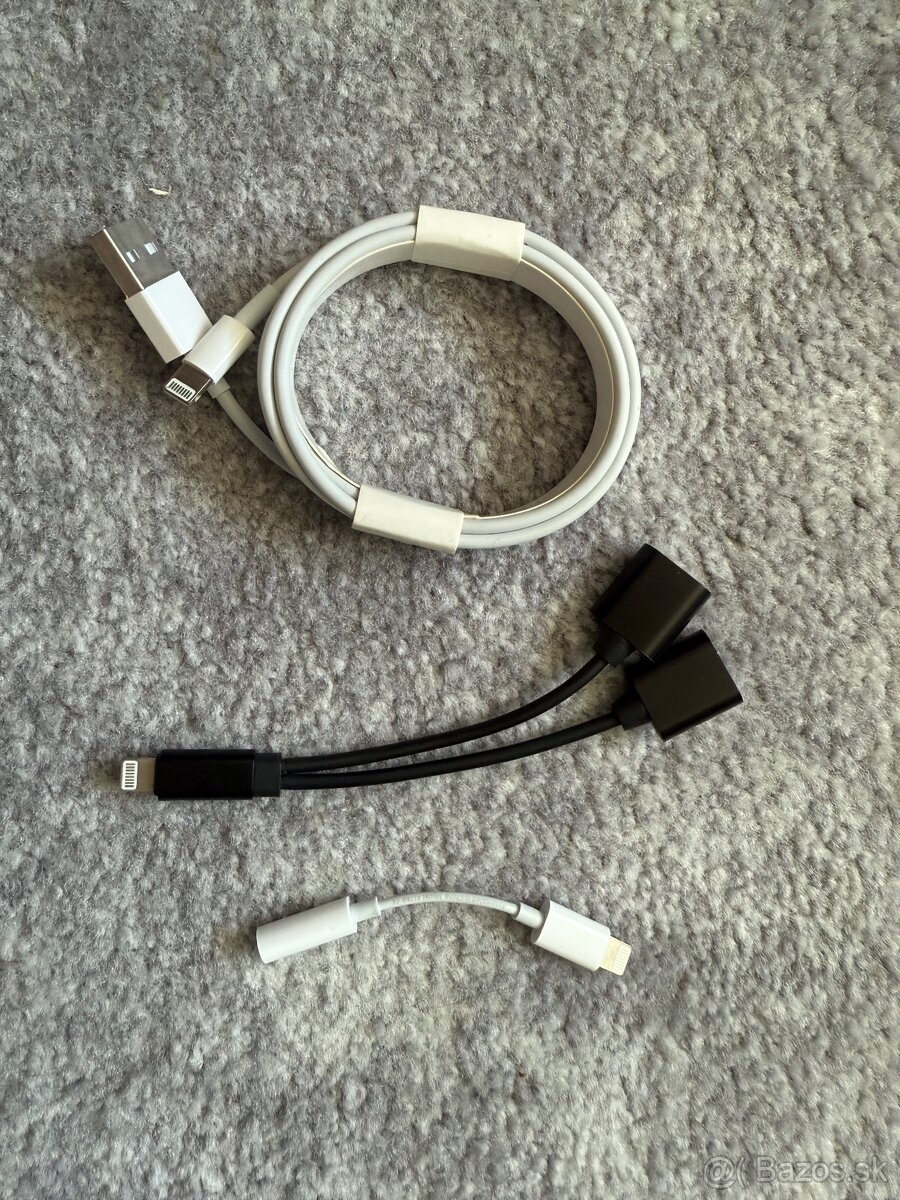 Iphone kable-spolu