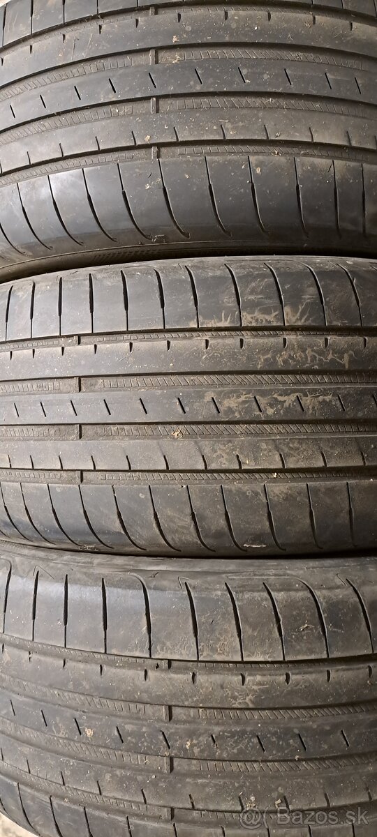 Predám 3ks jazdené letné 245/45r18-100Y Good Year