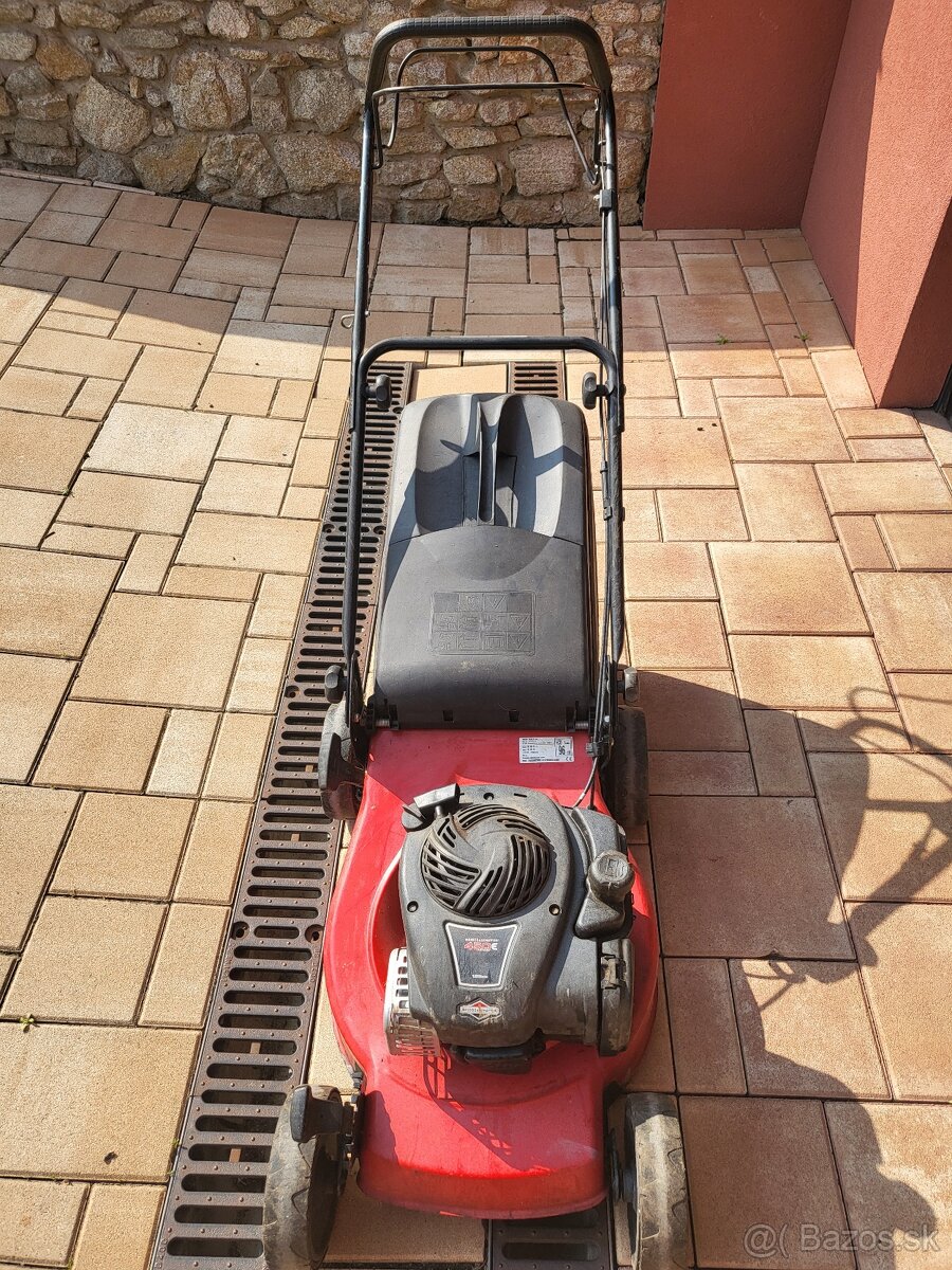 Predám benzínovú kosačku s pojazdom NT 484