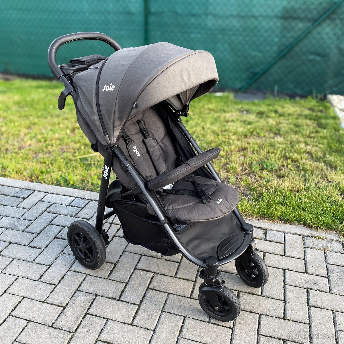 Športový kočík Joie Litetrax 4S Coal