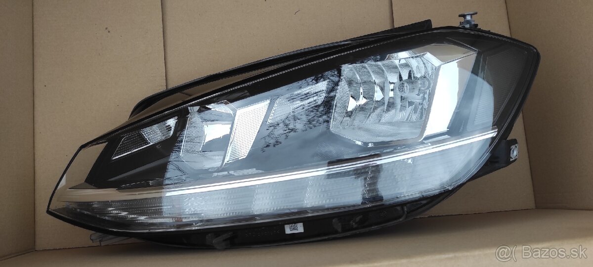 Golf 7 - ľavé predné svetlo