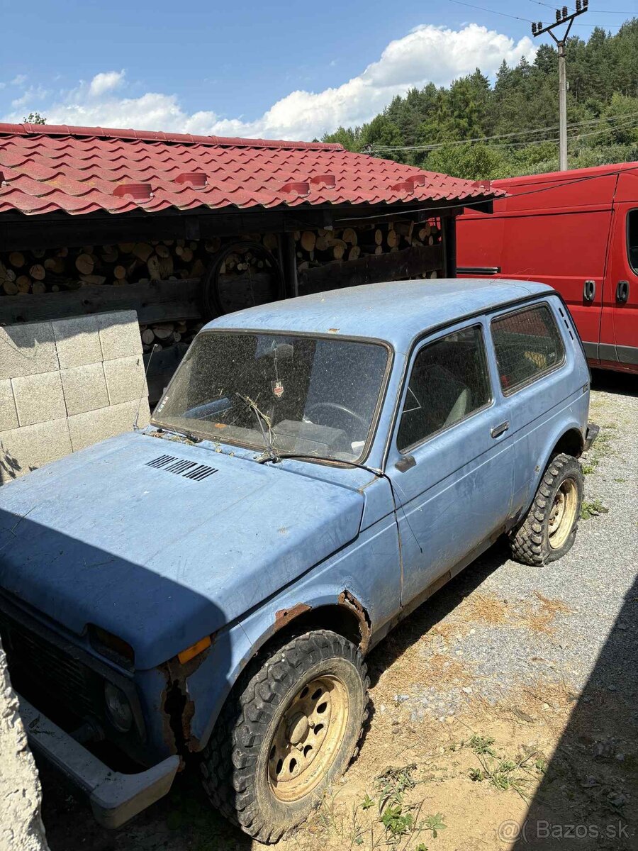 Lada Niva 4x4 rozpredám na diely