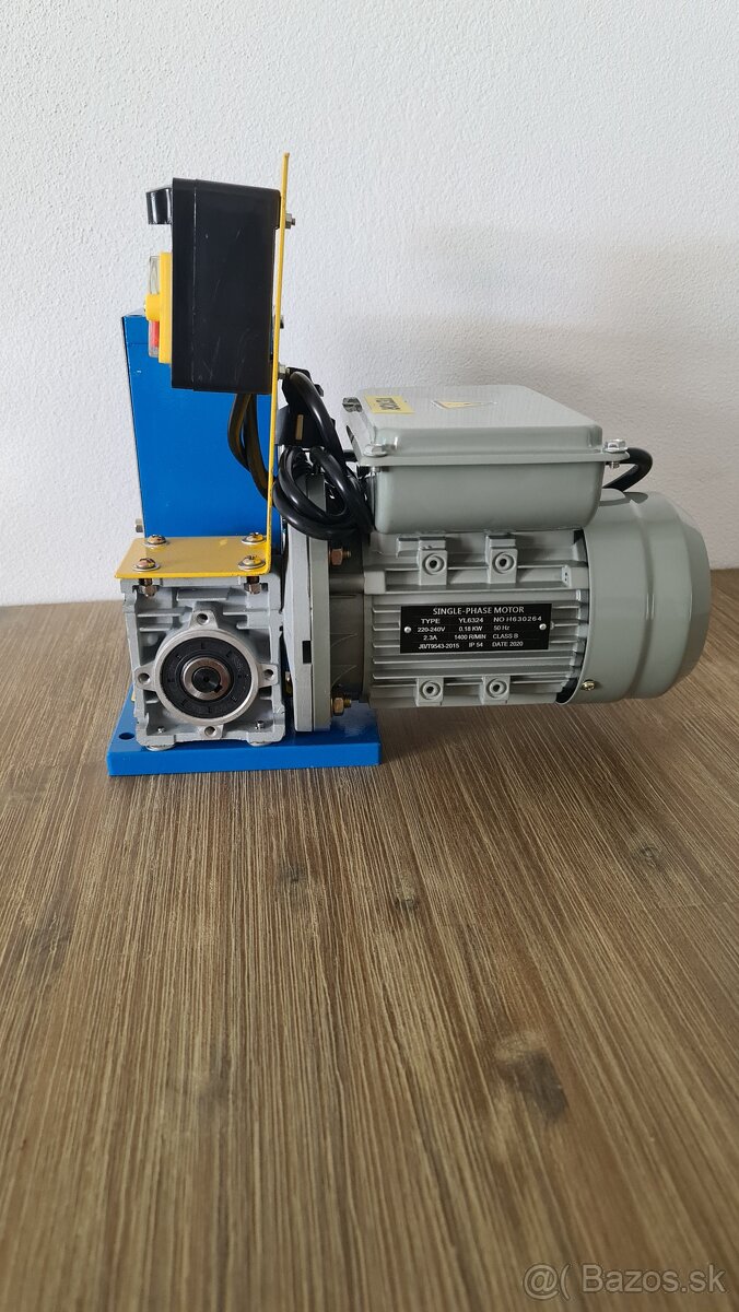 Odizolovačka káblov do 25mm s výkonom 180W