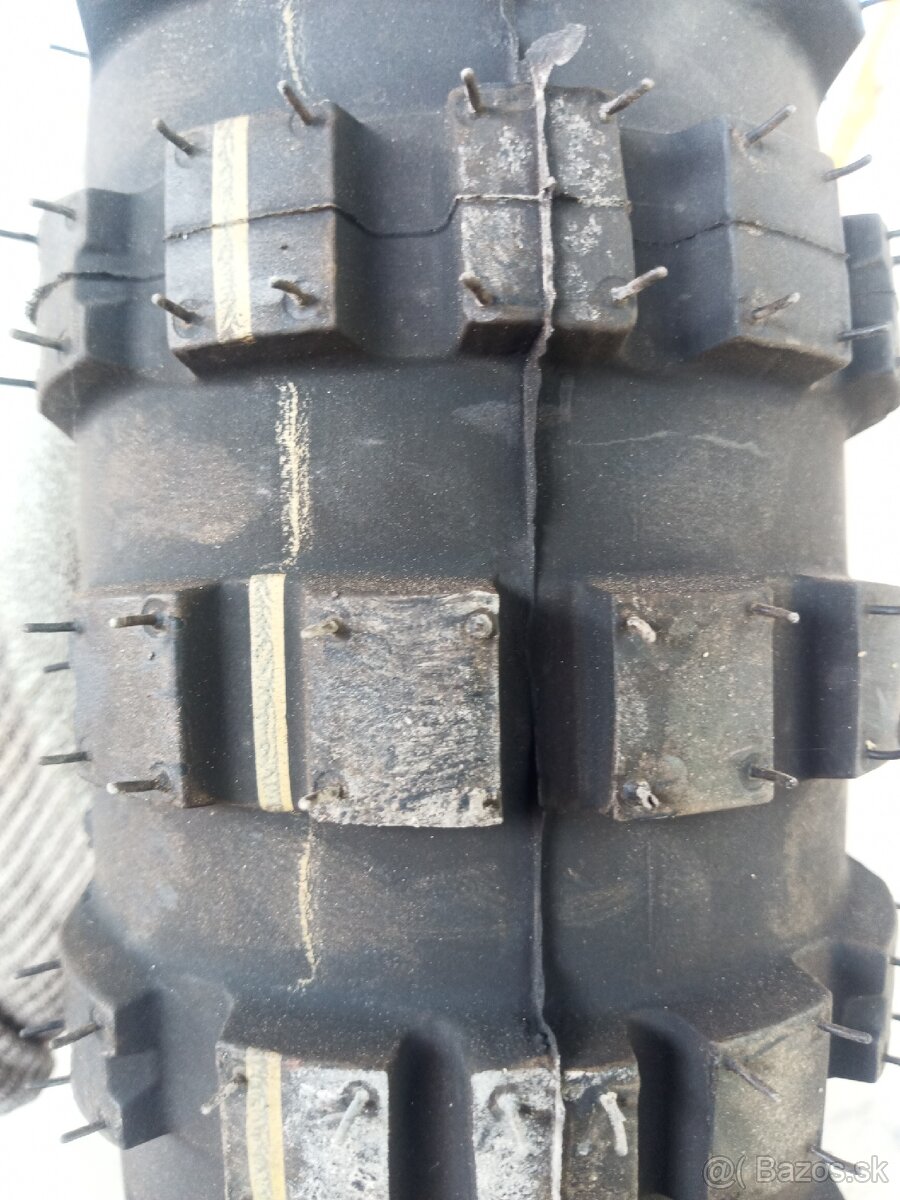 Pneu na motorku enduro moto pneu