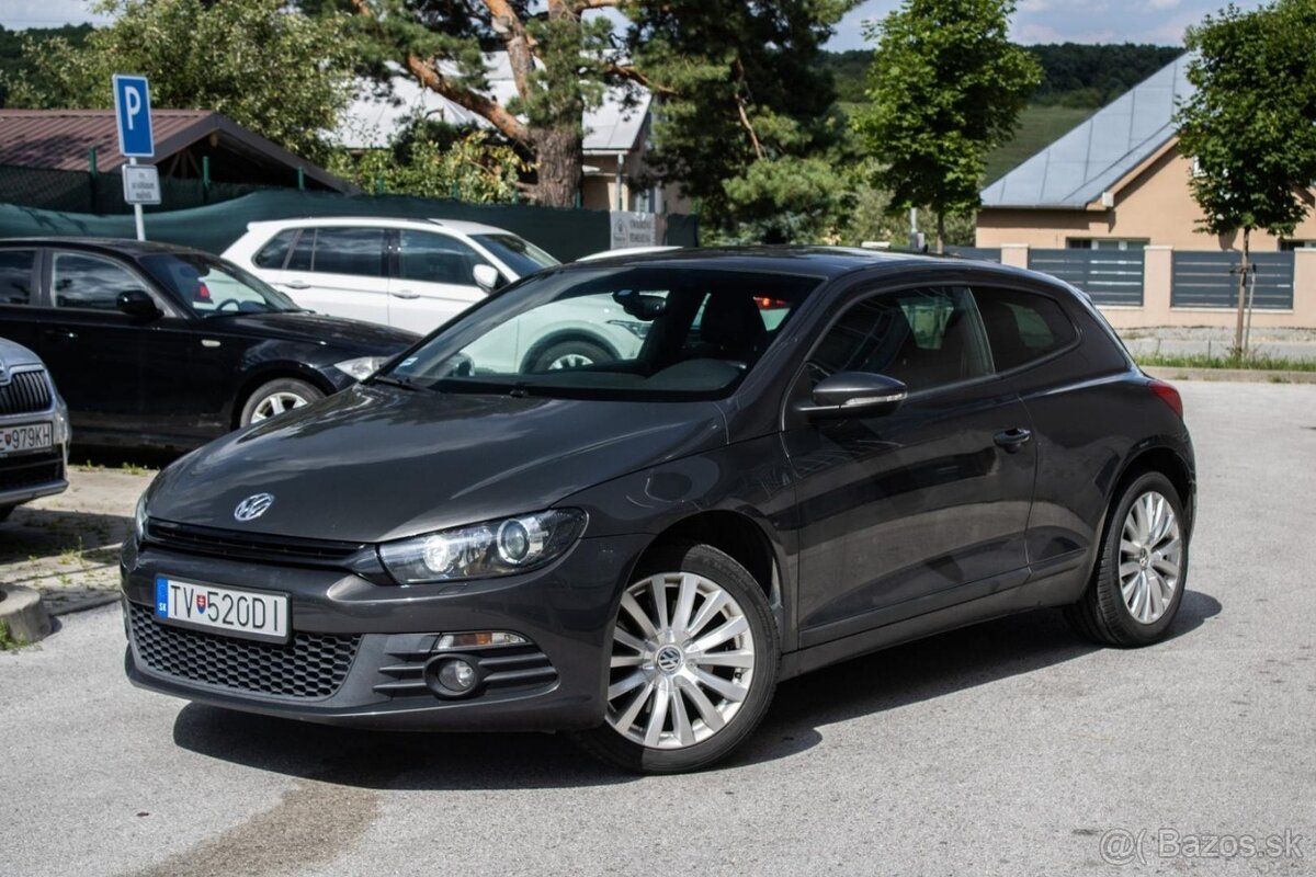 Volkswagen Scirocco 1.4 TSI 160k - 118 kW