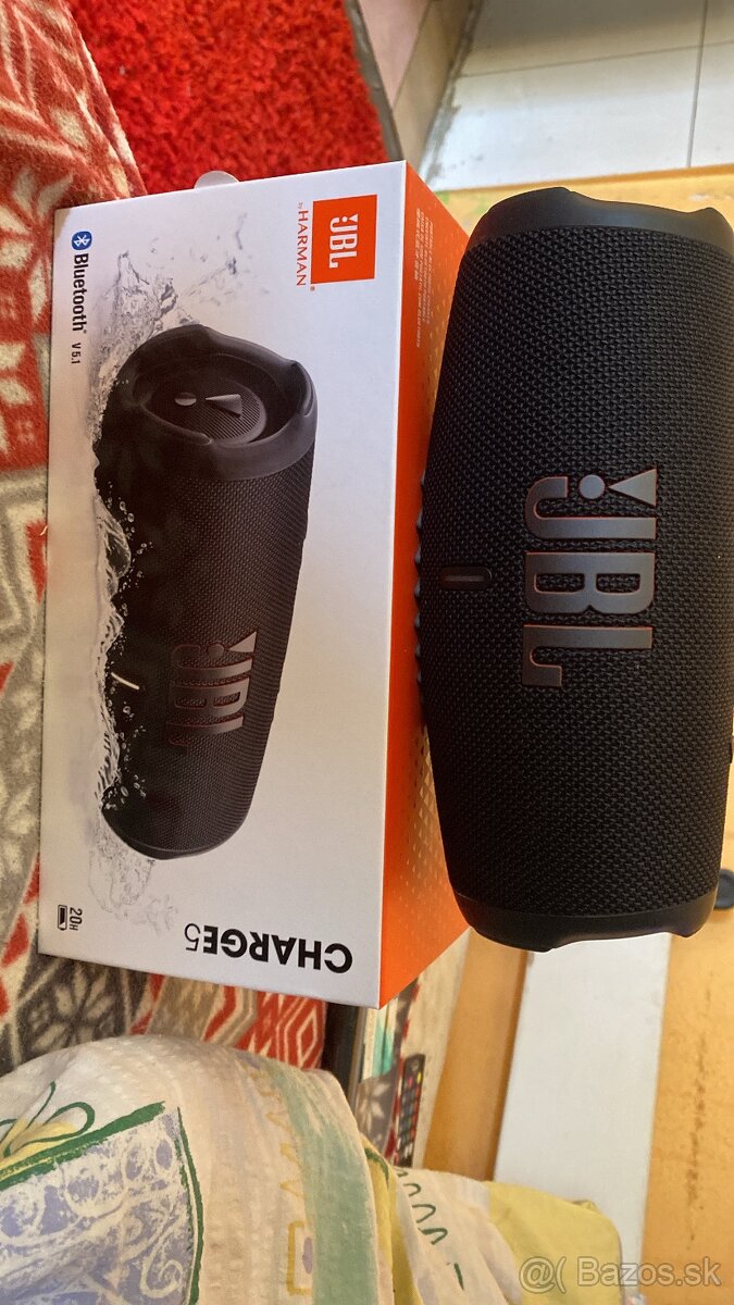 JBL charge 5