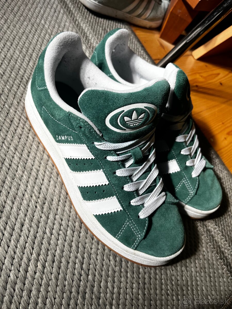 Adidas campus