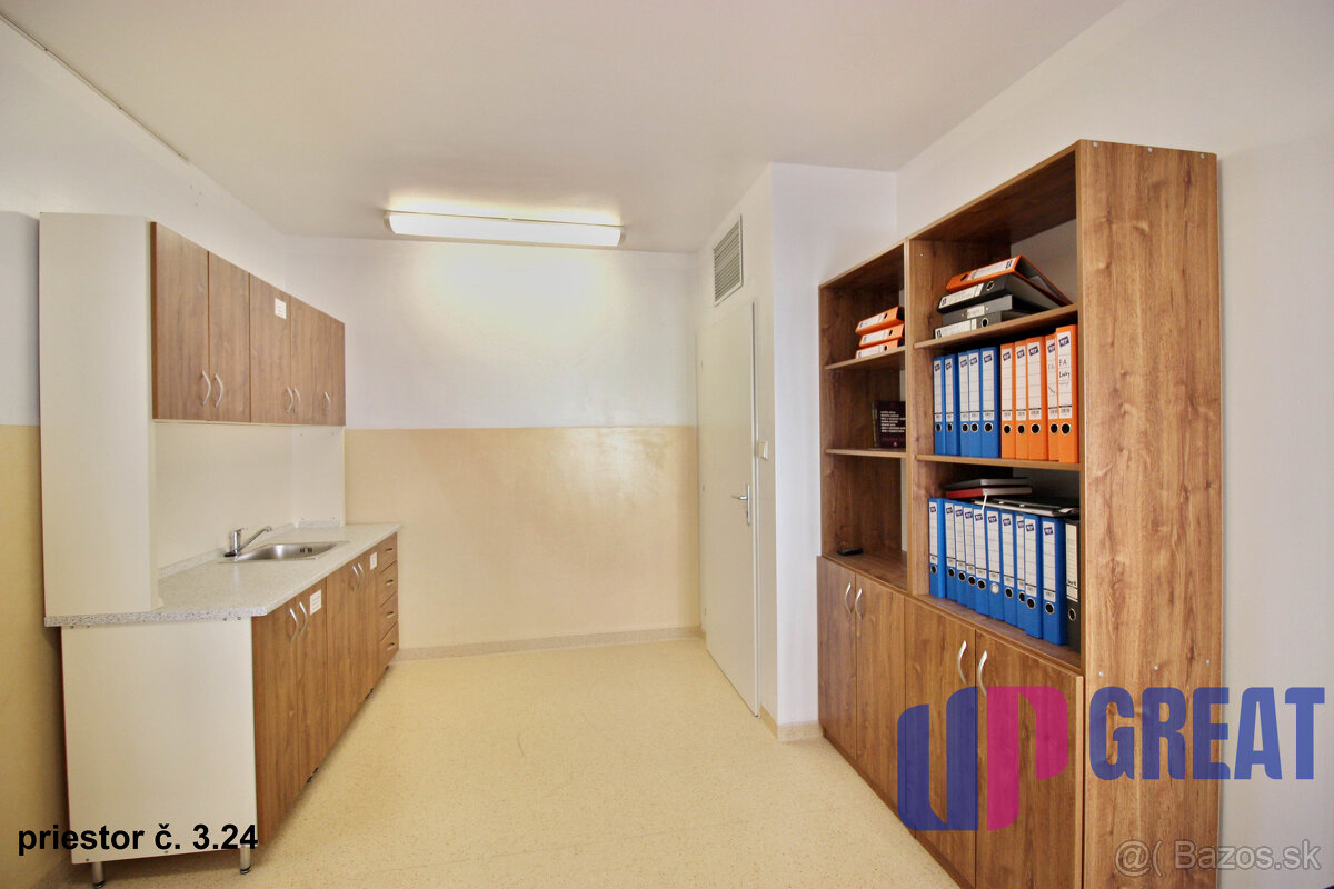 PRENÁJOM ambulancia/služby 36,10 m2, Piešťany, Winterova ul.