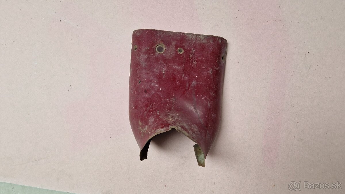 Prsíčka Jawa 550 Ľavostraný karburátor - vrchný diel