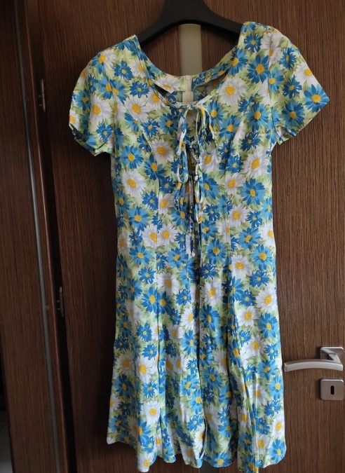 Letné ľahké retro značkové šaty, veľmi príjemný materiál