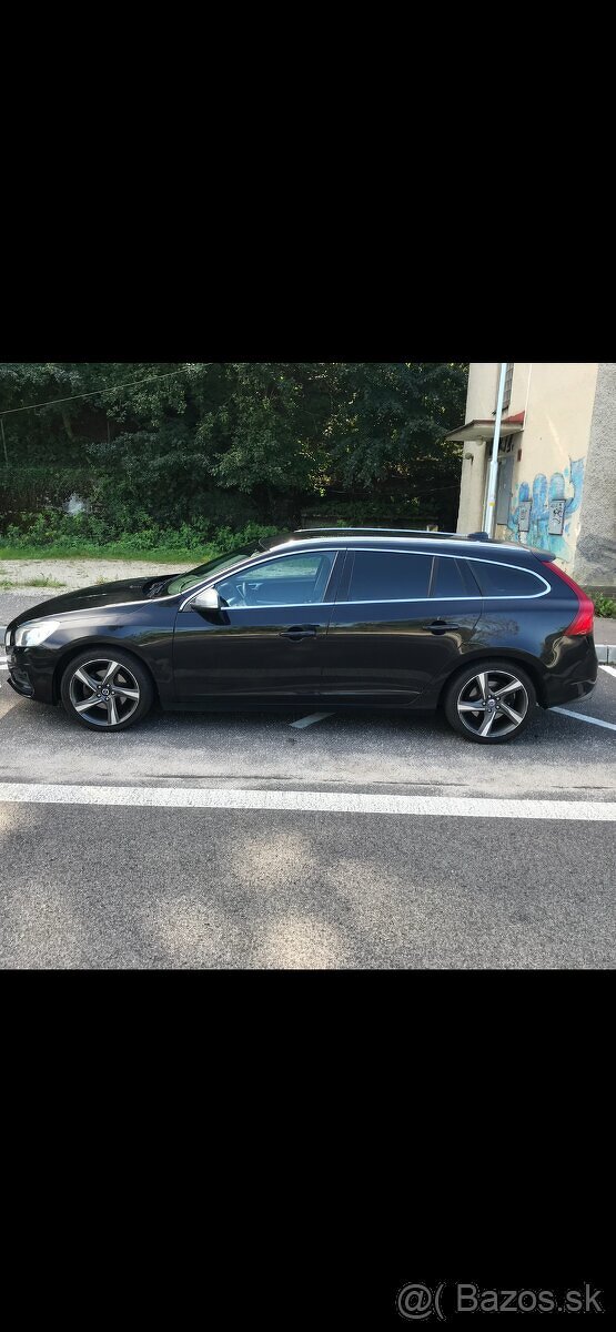 Letná sada , Hlinnikové disky Volvo ( Borbet ) 5x108 r18