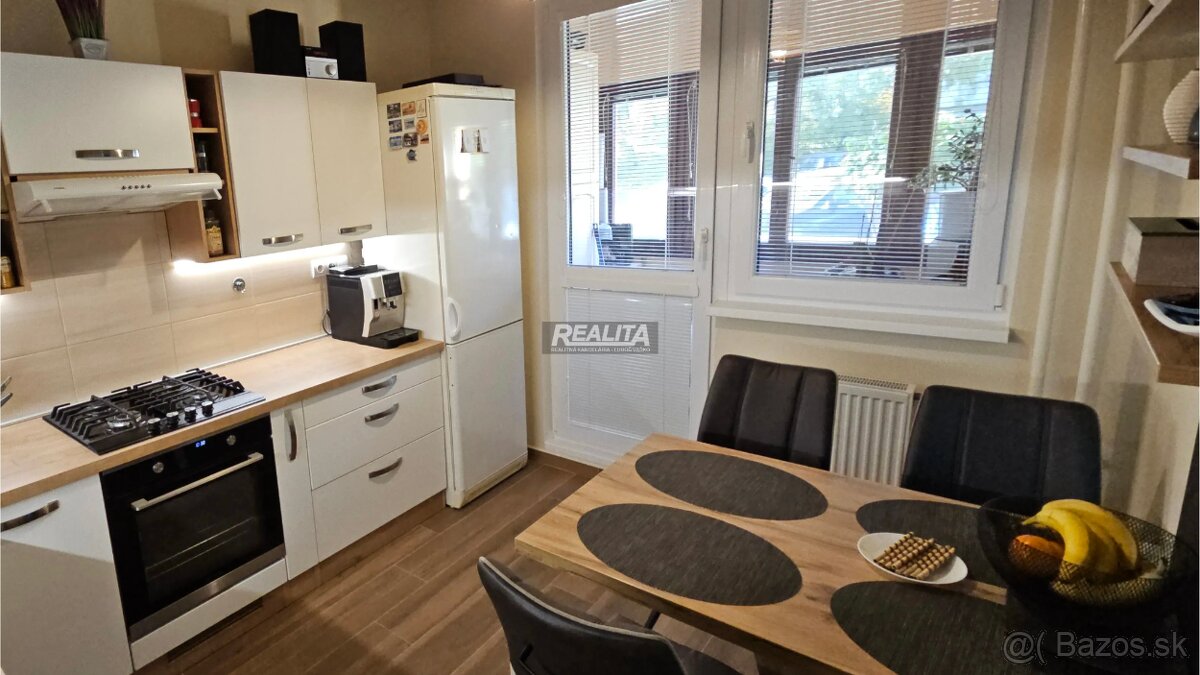 ÚTULNÝ 3-IZBOVÝ BYT, 79m2, LÓGIA