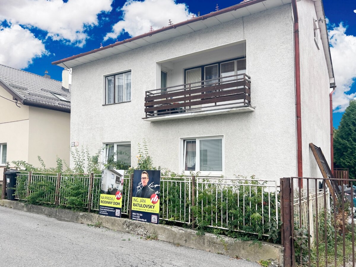 RD s dvomi bytmi a predajňou | Bôrik | 708 m2